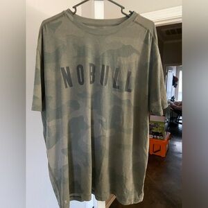 Nobull shirt army green camo EUC size XXL